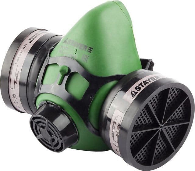 Полумаска STAYER "MASTER" фильтрующая противогазная, в комплекте с фильтрами А1, артикул 11175