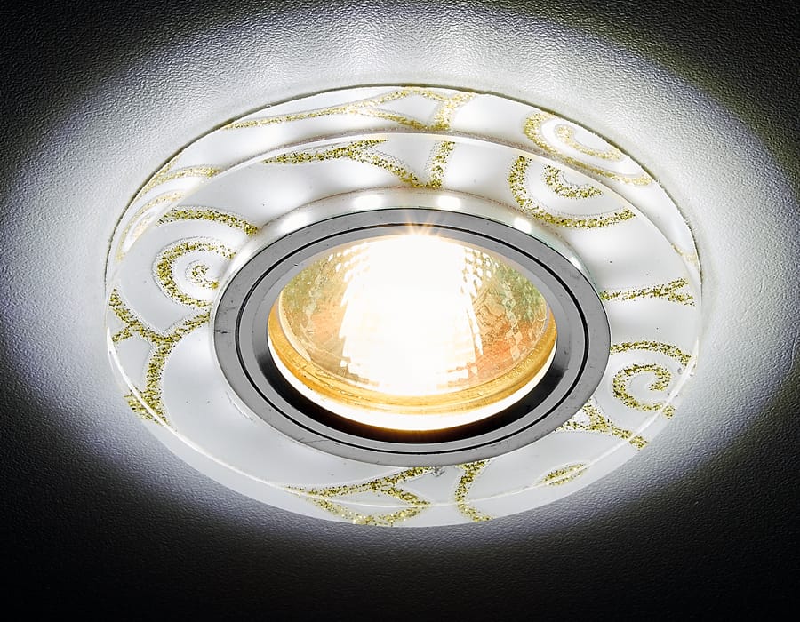 Светильник Ambrella S231 W/G/M белый/золото/MR16+3W(LED WHITE), артикул 16748