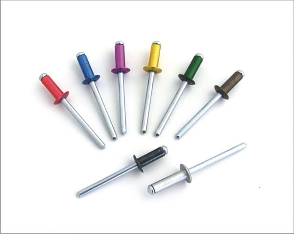 Заклёпка тяг.алюм/ст. 3,2*8 белый RAL 9003 (100шт), артикул УТ000046917