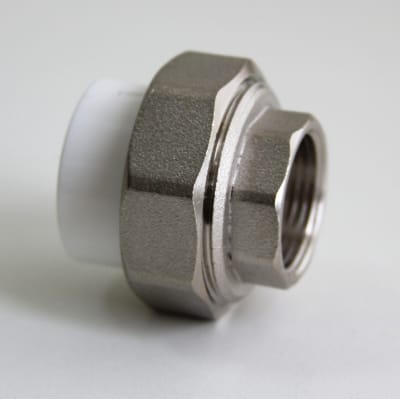 Муфта PPR комб. разъемная внутр 25 х 3/4" белый, артикул УТ000035181