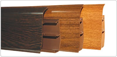 206 ПЛИНТУС  Е67 2,5м "Идеал Элит" Дуб Коньячный, артикул УТ000045198